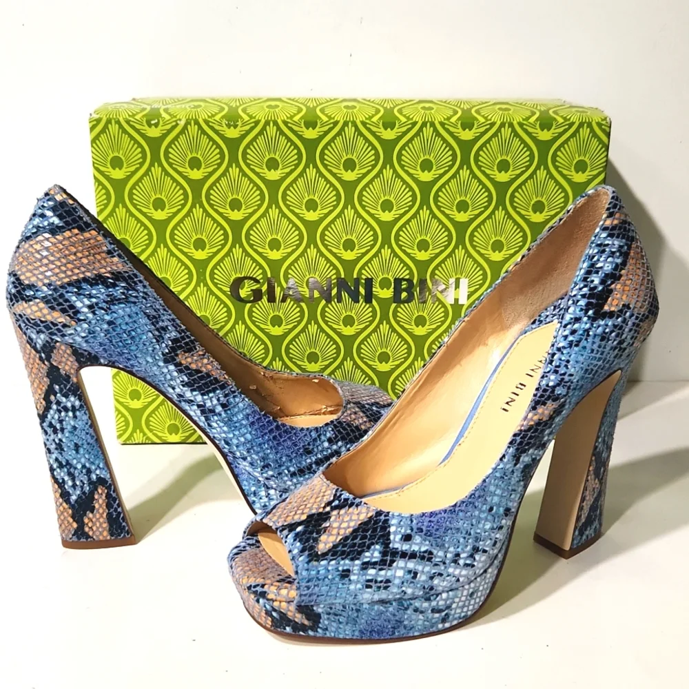 Gianni Bini Daniella Leather Snakeskin Platform Open Toe High Heel Size 8 EUC!!
